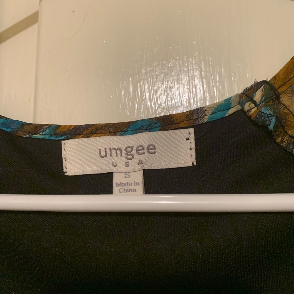 Umgee Blouse - Picture 2 of 3